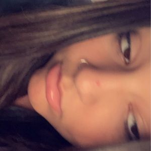 Meet your Posher, Leah